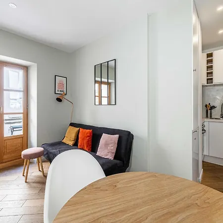 Magnificent Renovated 2 - Terrace - 1br 4p