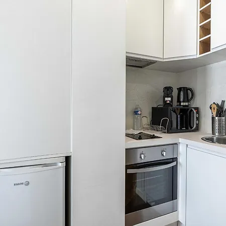 Magnificent Renovated 2 - Terrace - 1br 4p Appartamento